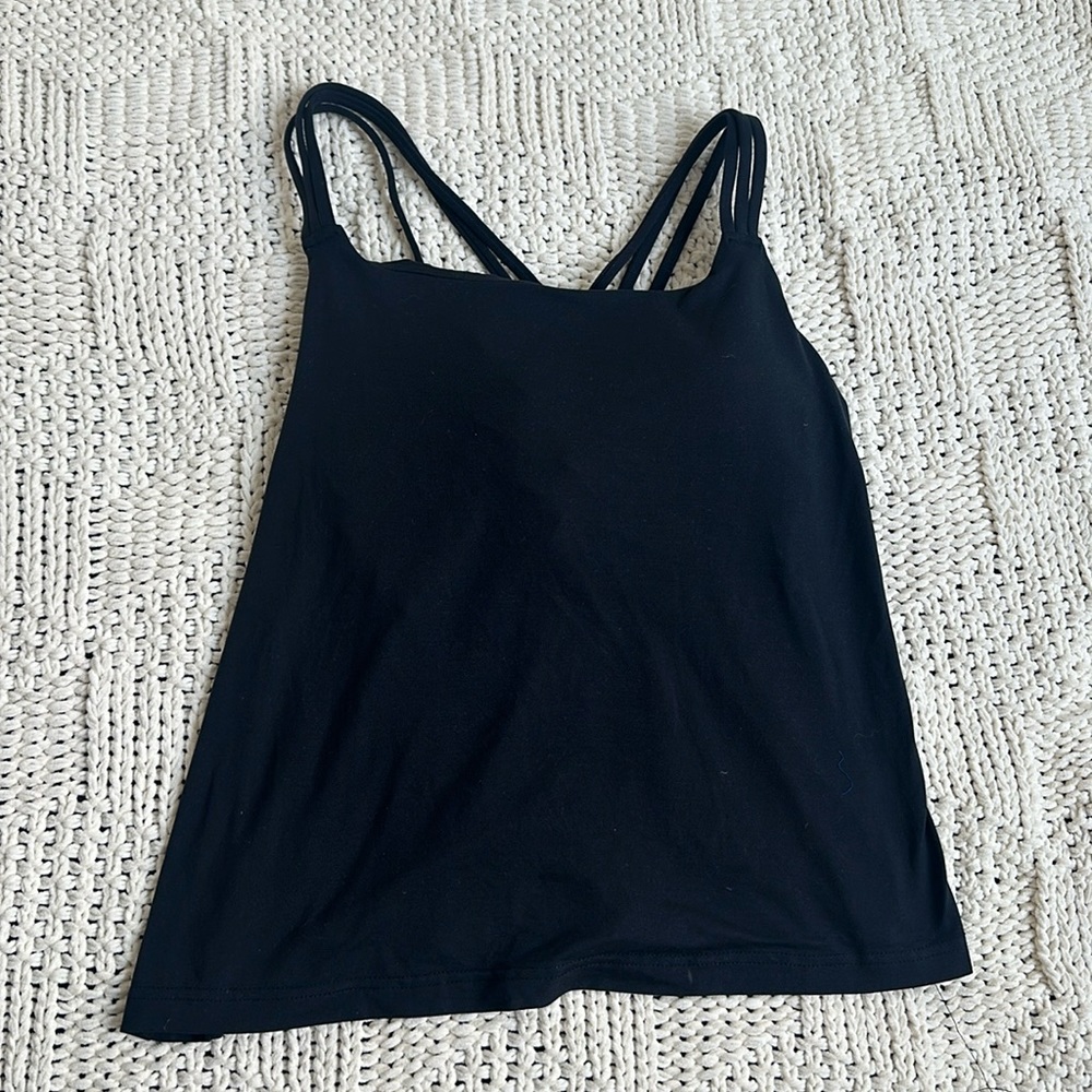 Athleta black workout top. Buttery soft fabric that feels just like Lulu align